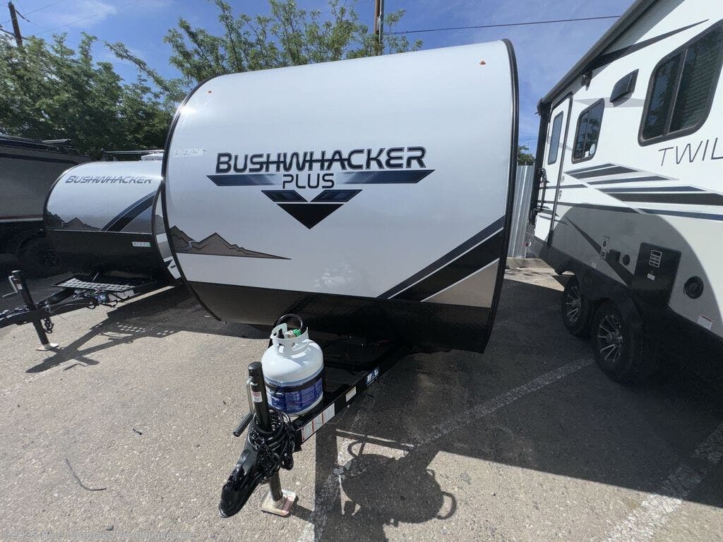 Contact us now about this 2024 Braxton Creek Bushwhacker Plus 15 FK! 2024 Bushwhacker Plus 15 FK by Braxton Creek from Blue Compass RV Albuquerque in Albuquerque, New Mexico