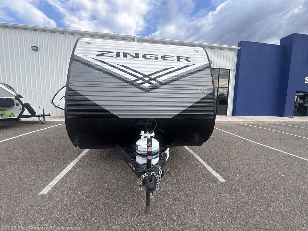 New 2026 CrossRoads Zinger Lite 18BH available in Albuquerque, New Mexico