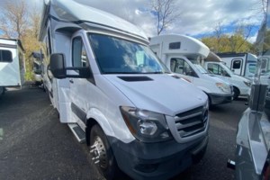 2016 Renegade Villagio 25QRS