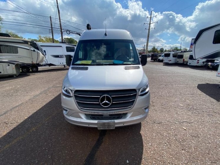 Email now about this 2025 Coachmen Galleria 24FL! New 2025 Coachmen Galleria 24FL available in Souderton, Pennsylvania