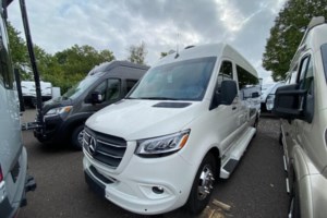 2025 Pleasure-Way Plateau TS