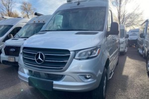 2025 Roadtrek Roadtrek SS Agile AWD