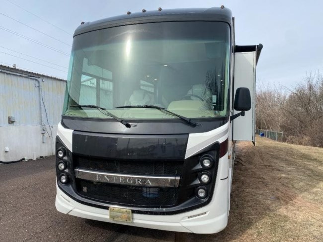 2019 Entegra Coach Vision 29S