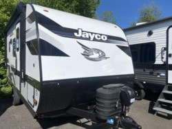 New 2025 Jayco Jay Feather Air 16RB available in Souderton, Pennsylvania