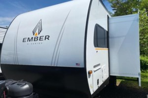 2026 Ember RV E-Series 18FBE