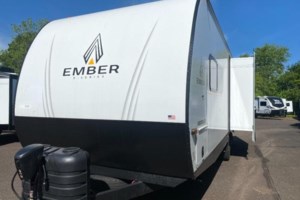 2026 Ember RV E-Series 25RUD