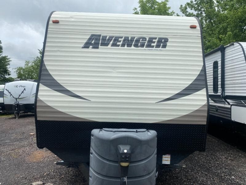 Used 2016 Prime Time Avenger 33BHS available in Souderton, Pennsylvania