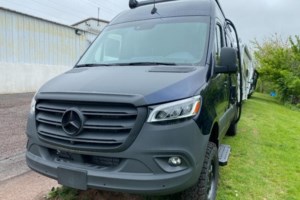 2025 Storyteller Overland Storyteller Overland DARKMODE XO