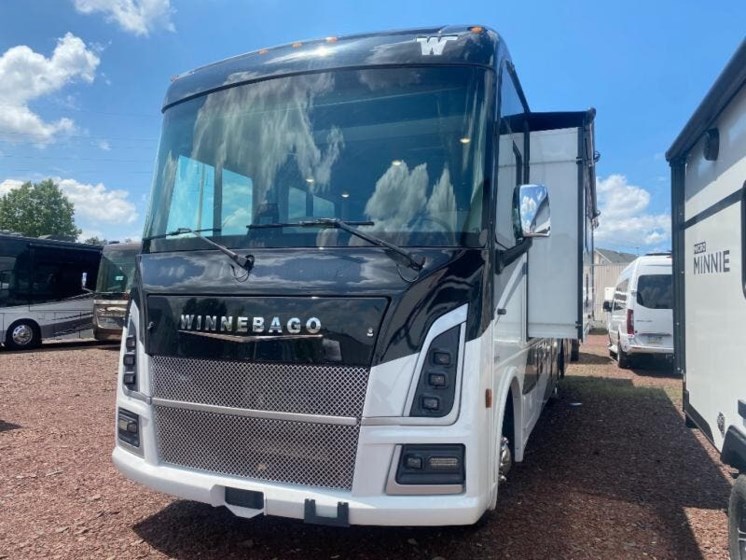Email now about this 2025 Winnebago Sunstar 33K! New 2025 Winnebago Sunstar 33K available in Souderton, Pennsylvania