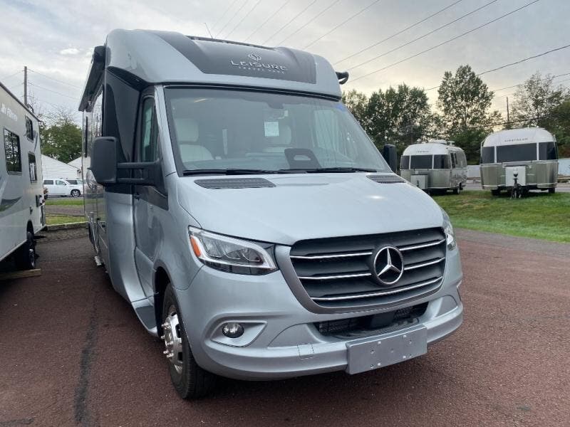 Contact us now about this 2026 Leisure Travel Unity U24MBL! 2026 Unity U24MBL by Leisure Travel from Fretz RV in Souderton, Pennsylvania