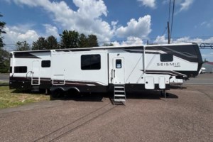 2026 Jayco Seismic 399