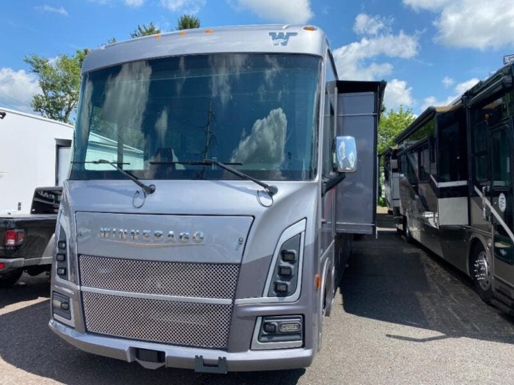Email now about this 2025 Winnebago Sunstar 31B! New 2025 Winnebago Sunstar 31B available in Souderton, Pennsylvania