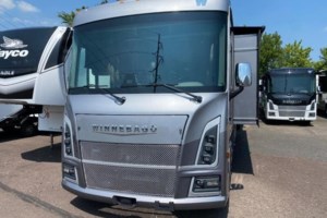 2025 Winnebago Sunstar 29V