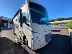 2018 Vista 32YE by Winnebago from Fretz RV in Souderton, Pennsylvania