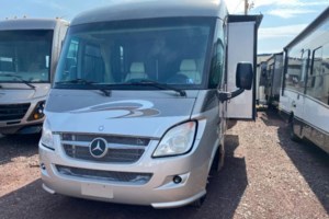 2014 Winnebago Via 25Q
