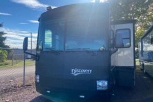 2004 Fleetwood Discovery 39S