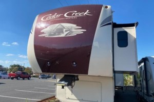2018 Forest River Cedar Creek Hathaway Edition 36CK2
