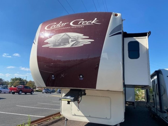 2018 Forest River Cedar Creek Hathaway Edition 36CK2