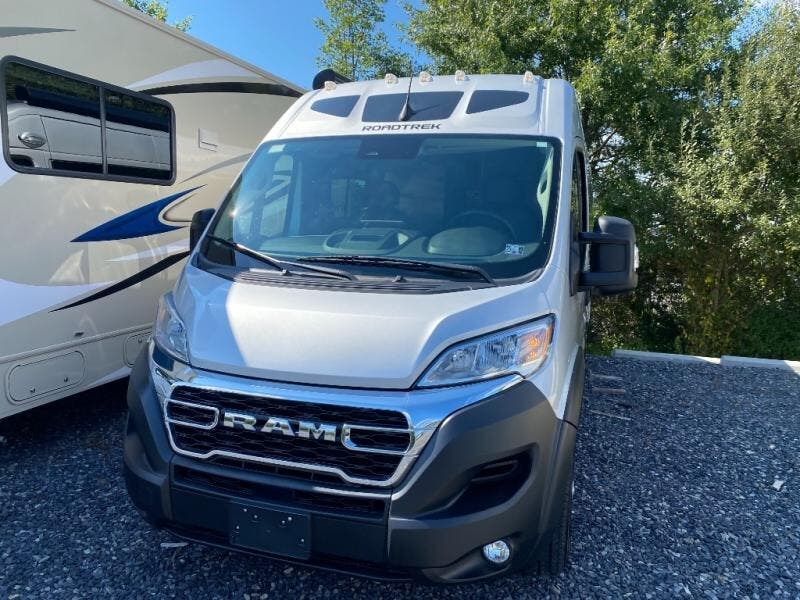 Email now about this 2024 Roadtrek Roadtrek Play! Used 2024 Roadtrek Roadtrek Play available in Souderton, Pennsylvania