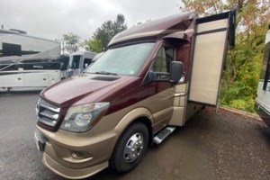 2019 Renegade Vienna 25UCB