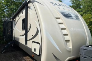 2017 CrossRoads Sunset Trail Grand Reserve ST33RL