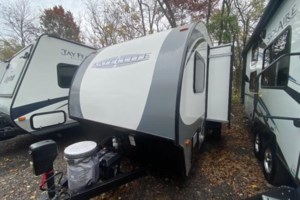 2017 Starcraft Satellite 17RB