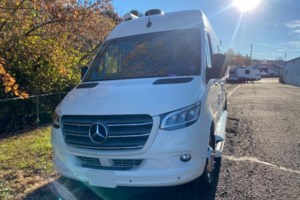 2022 Pleasure-Way Plateau TS