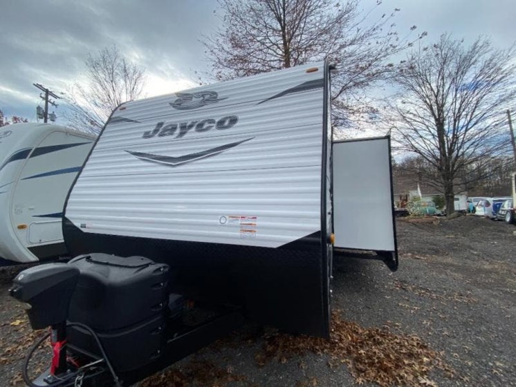 Email now about this 2022 Jayco Jay Flight SLX 8 267BHS! Used 2022 Jayco Jay Flight SLX 8 267BHS available in Souderton, Pennsylvania