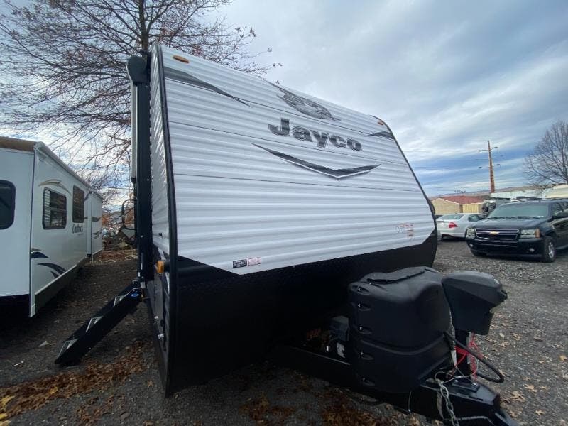 Contact us now about this 2022 Jayco Jay Flight SLX 8 267BHS! 2022 Jay Flight SLX 8 267BHS by Jayco from Fretz RV in Souderton, Pennsylvania