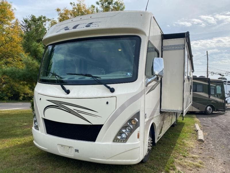Email now about this 2018 Thor Motor Coach ACE 30.2! Used 2018 Thor Motor Coach ACE 30.2 available in Souderton, Pennsylvania