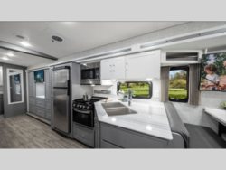 2025 Sunstar 33K by Winnebago from Fretz RV in Souderton, Pennsylvania