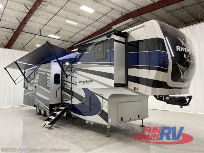 2022 Forest River Riverstone Legacy 42FSKG RV For Sale In Cleburne TX