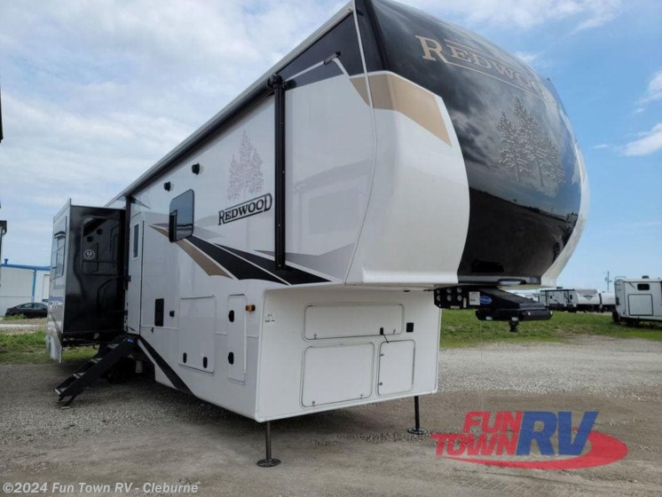 New 2023 Redwood RV Redwood 4001LK available in Cleburne, Texas