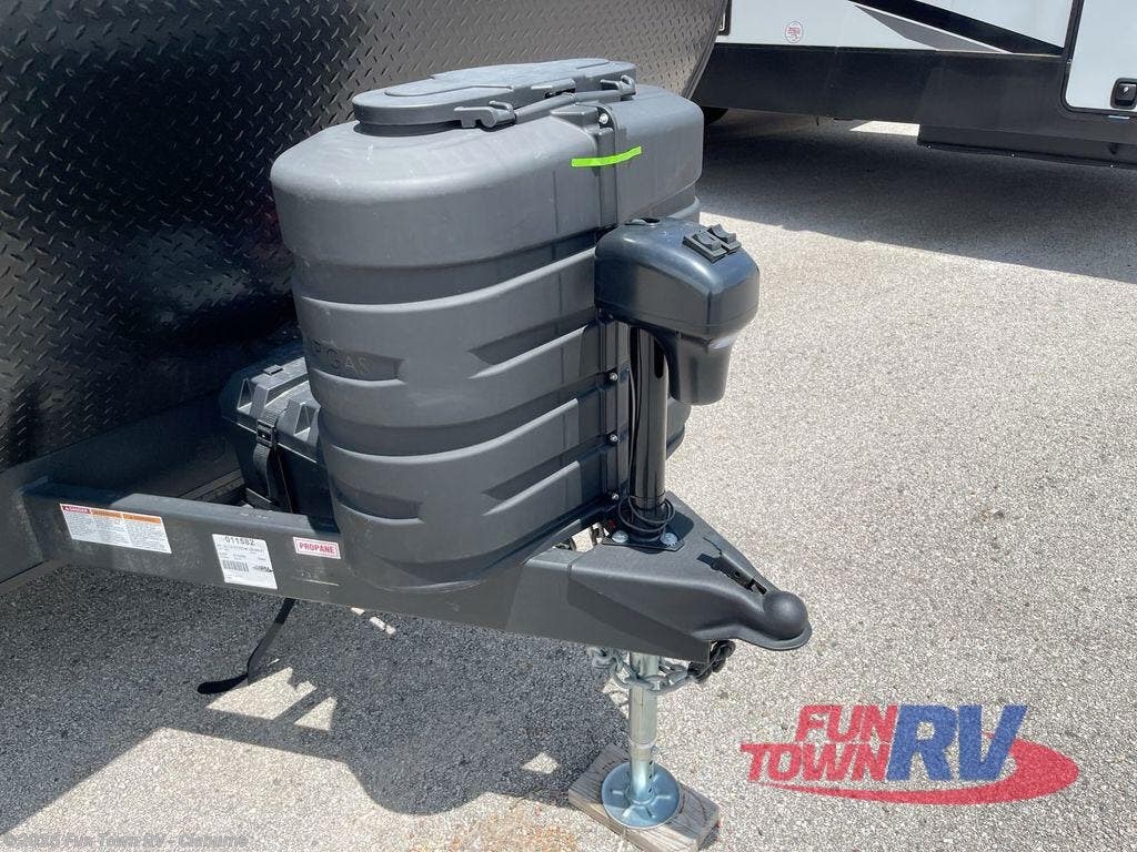 New 2025 East to West Alta 3250KXT available in Cleburne, Texas