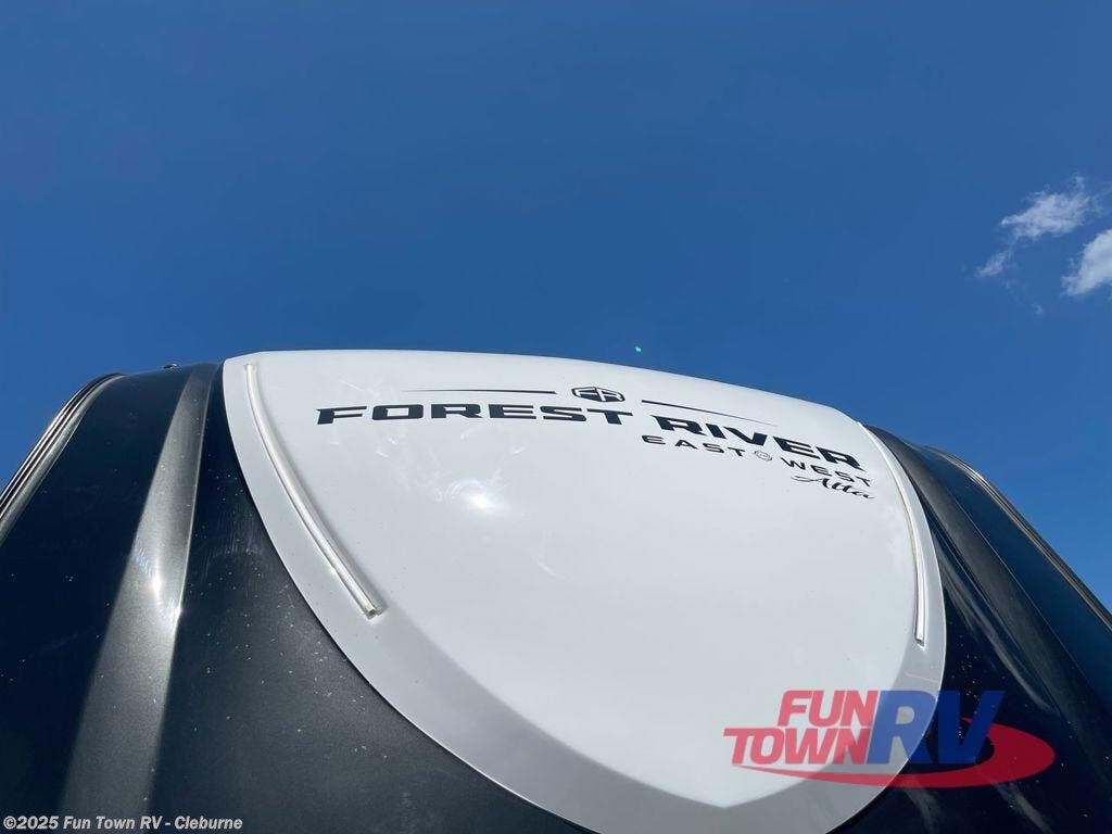 Contact us now about this 2025 East to West Alta 3250KXT! 2025 Alta 3250KXT by East to West from Fun Town RV - Cleburne in Cleburne, Texas