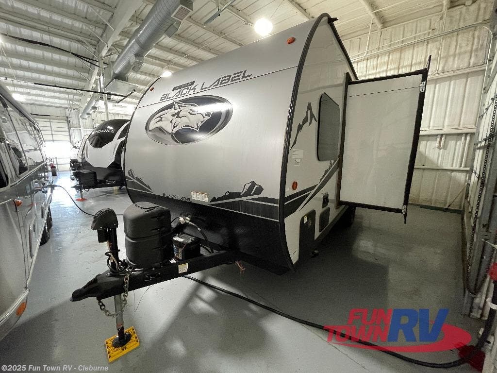 Contact us now about this 2024 Forest River Cherokee Wolf Pup Black Label 17JWBL! 2024 Cherokee Wolf Pup Black Label 17JWBL by Forest River from Fun Town RV - Cleburne in Cleburne, Texas