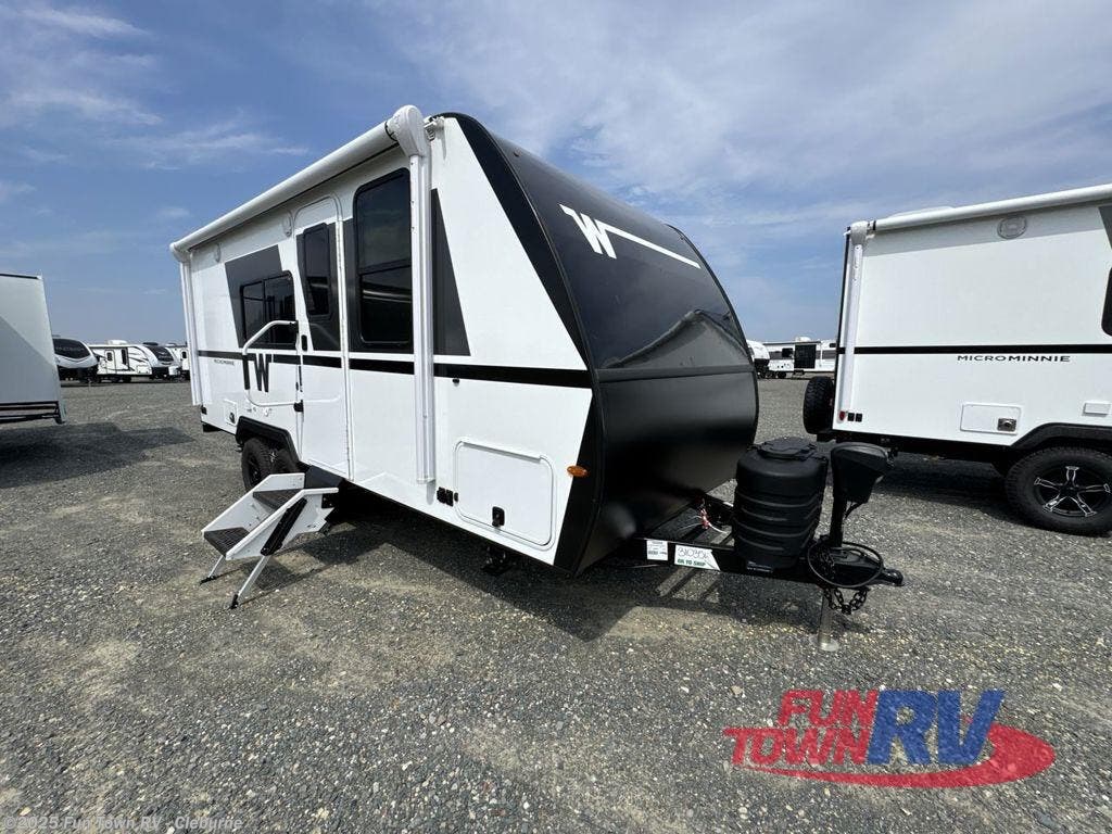Email now about this 2026 Winnebago Micro Minnie 2108FBS! New 2026 Winnebago Micro Minnie 2108FBS available in Cleburne, Texas