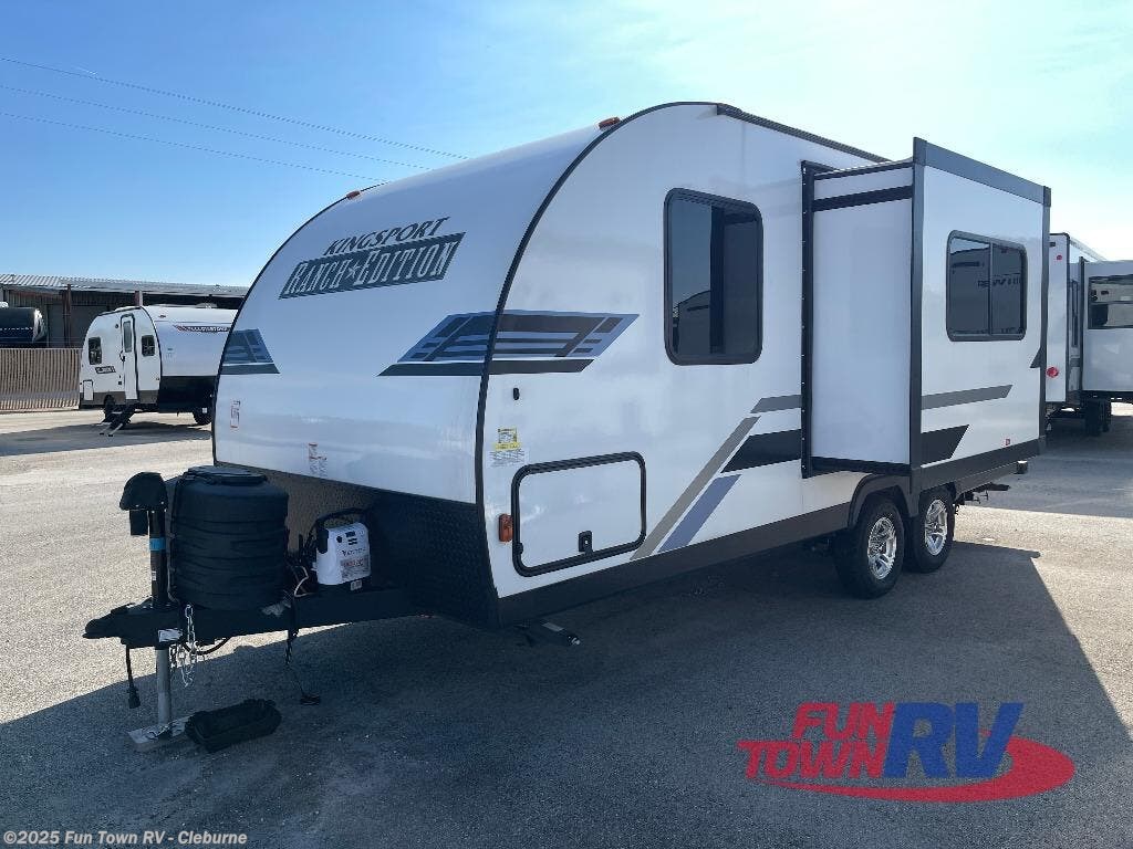 Contact us now about this 2025 Gulf Stream Kingsport Ranch 21QBS! 2025 Kingsport Ranch 21QBS by Gulf Stream from Fun Town RV - Cleburne in Cleburne, Texas