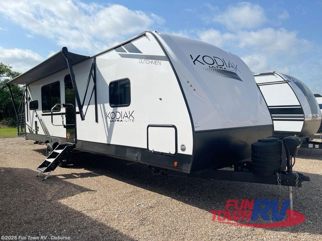 Email now about this 2025 Dutchmen Kodiak 308BHSL! New 2025 Dutchmen Kodiak 308BHSL available in Cleburne, Texas