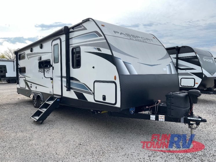Email now about this 2023 Keystone Passport 268BH! Used 2023 Keystone Passport 268BH available in Cleburne, Texas