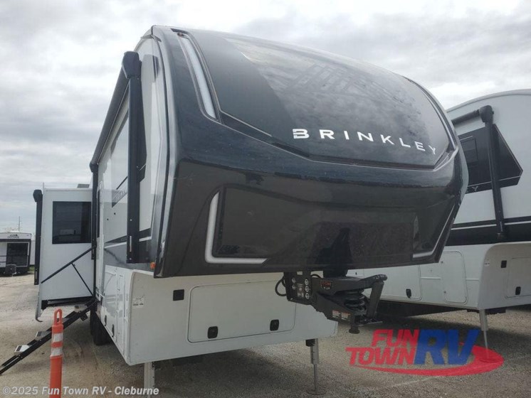 Email now about this 2026 Brinkley RV Model Z 3100! New 2026 Brinkley RV Model Z 3100 available in Cleburne, Texas