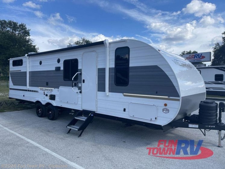 Email now about this 2026 Forest River Wildwood X-Lite 28VBXL! New 2026 Forest River Wildwood X-Lite 28VBXL available in Cleburne, Texas