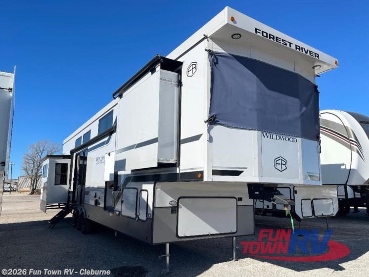 Email now about this 2025 Forest River Wildwood Heritage Glen ROOST43! Used 2025 Forest River Wildwood Heritage Glen ROOST43 available in Cleburne, Texas