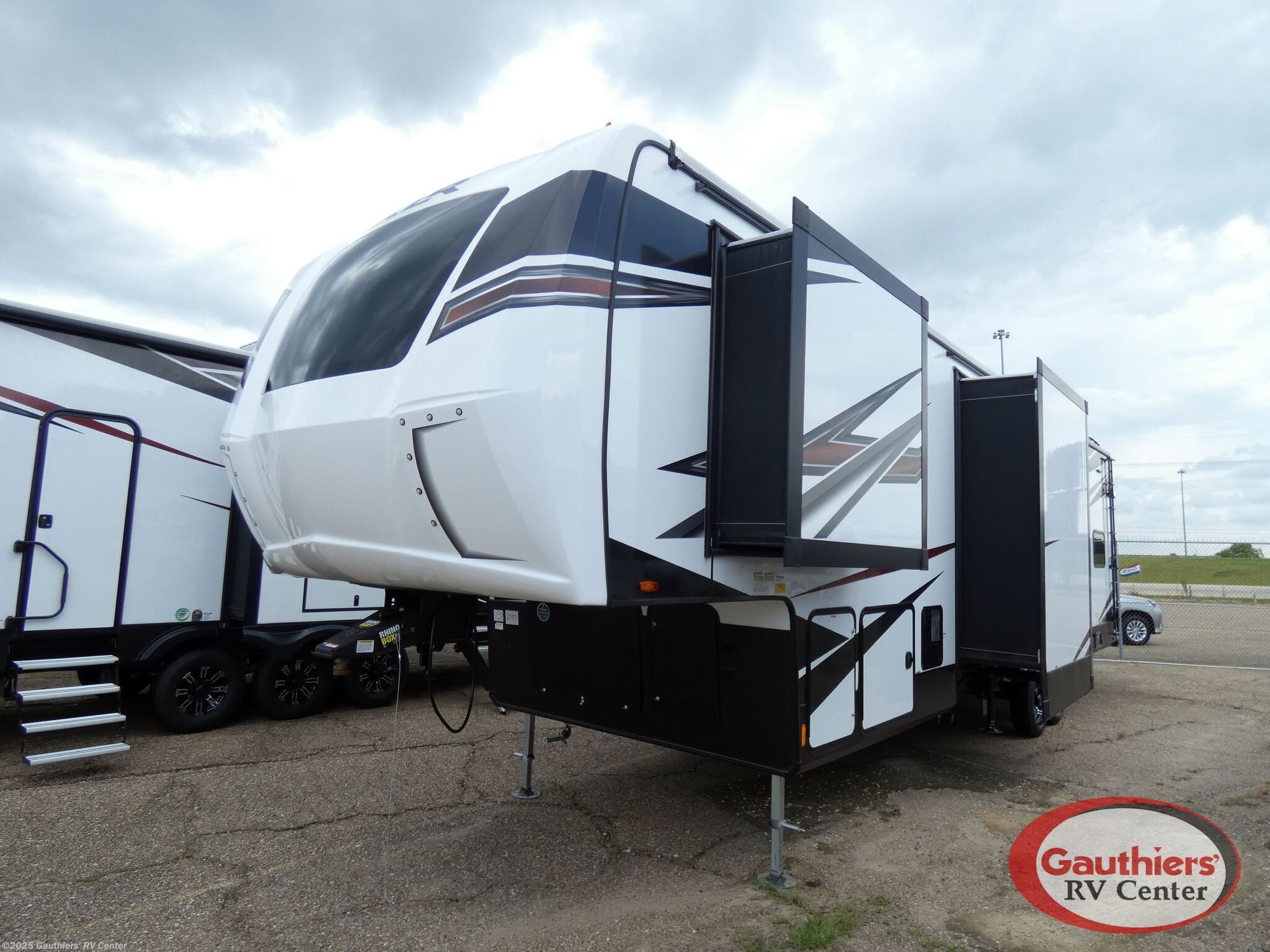 Contact us now about this 2022 Forest River XLR Nitro 351! 2022 XLR Nitro 351 by Forest River from Gauthiers' RV Center in Scott, Louisiana