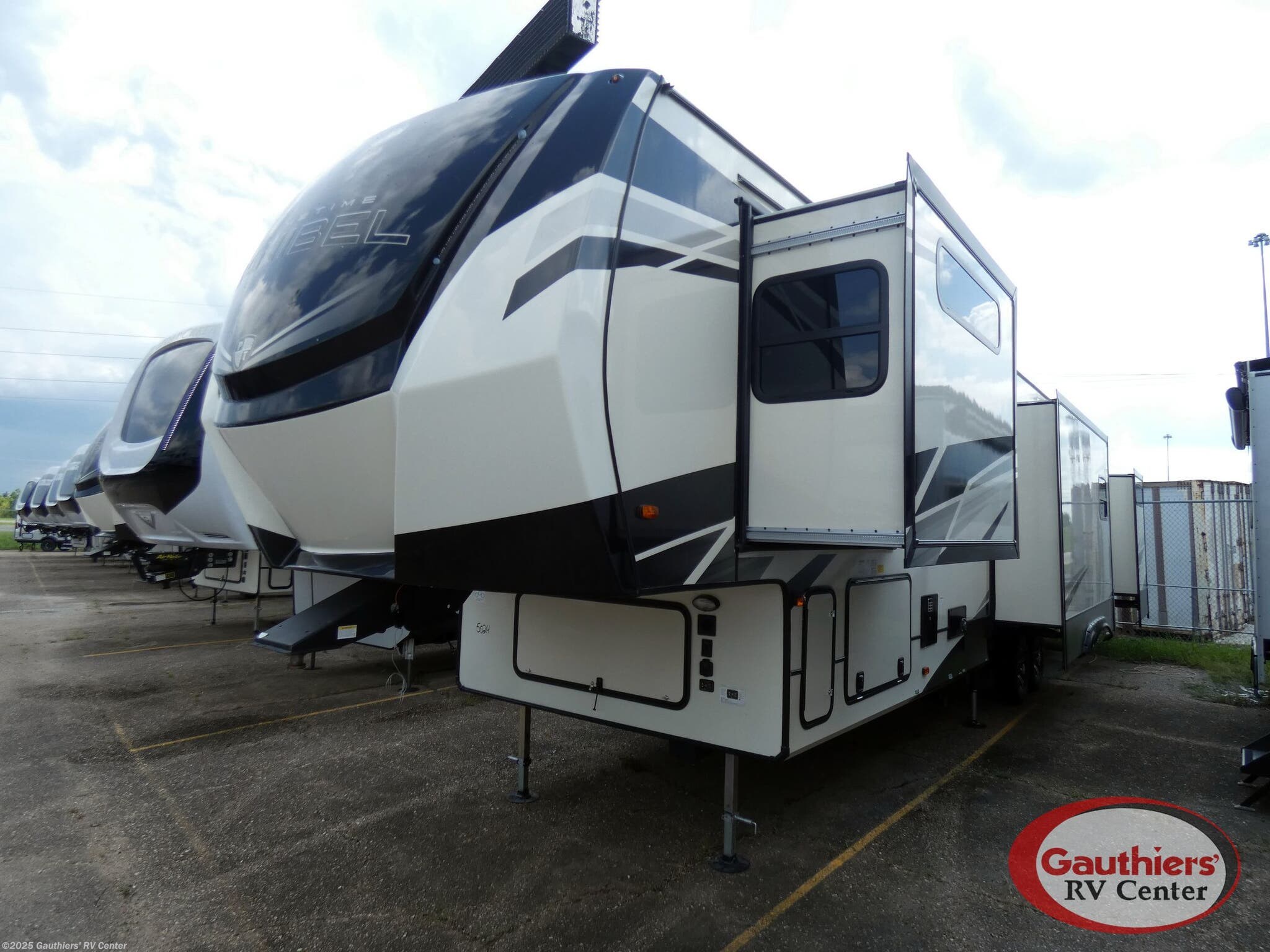 Contact us now about this 2022 Prime Time Sanibel 3602WB! 2022 Sanibel 3602WB by Prime Time from Gauthiers' RV Center in Scott, Louisiana