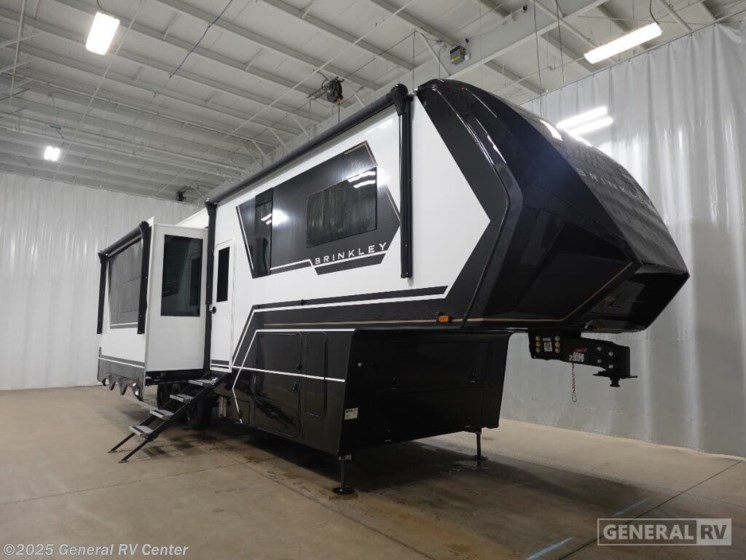 Email now about this 2025 Brinkley RV Model G 3250! New 2025 Brinkley RV Model G 3250 available in Brownstown Township, Michigan
