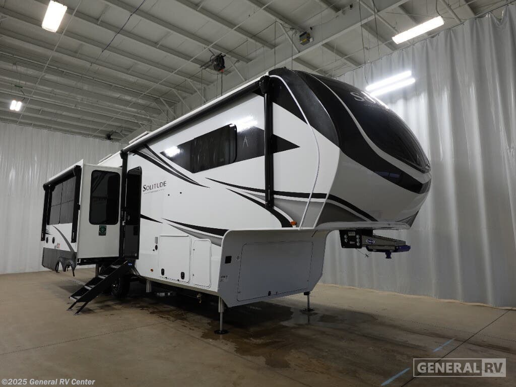 Email now about this 2025 Grand Design Solitude 310GK! New 2025 Grand Design Solitude 310GK available in Brownstown Township, Michigan