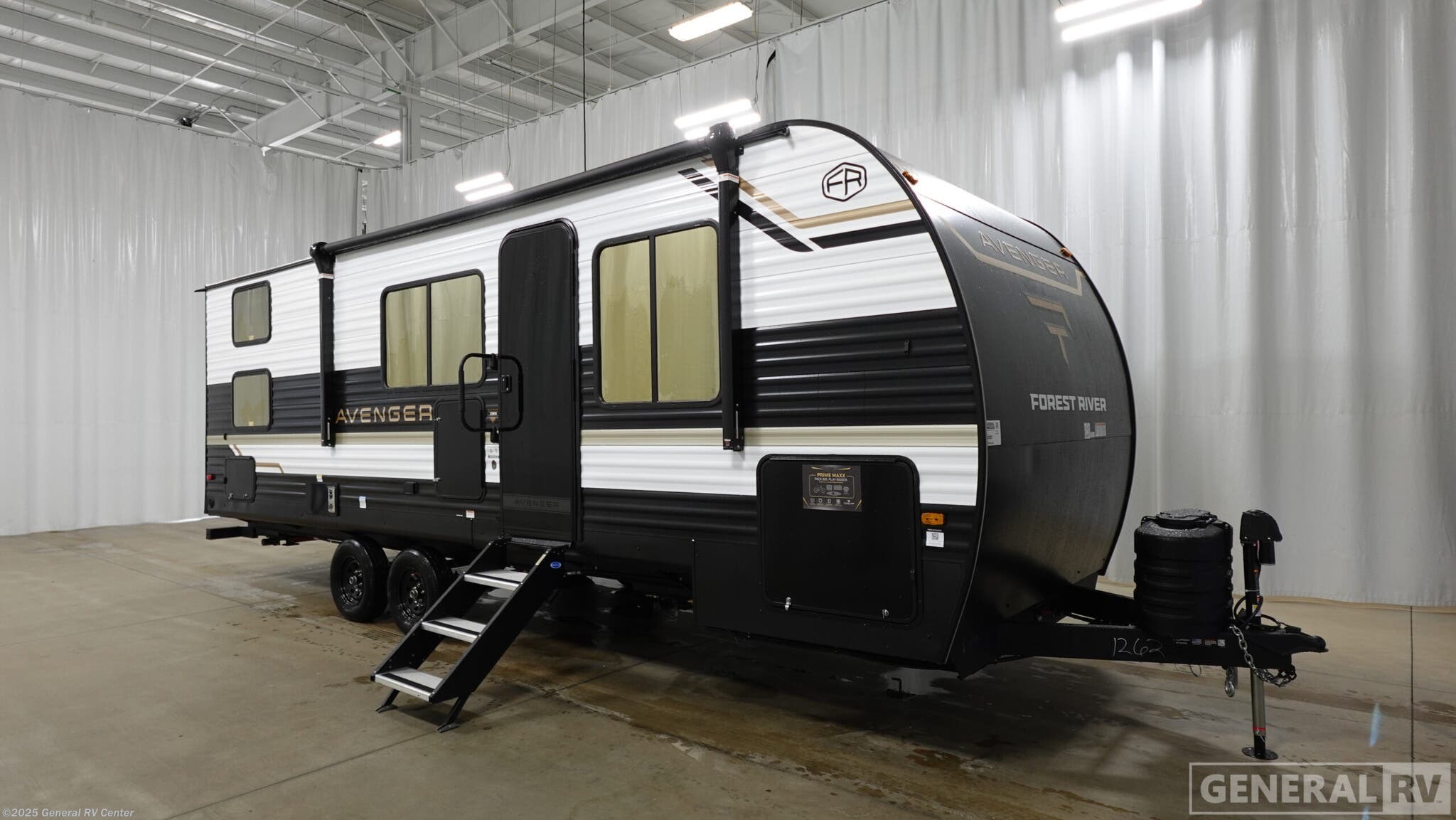 Email now about this 2026 Prime Time Avenger 23BHS! New 2026 Prime Time Avenger 23BHS available in Brownstown Township, Michigan