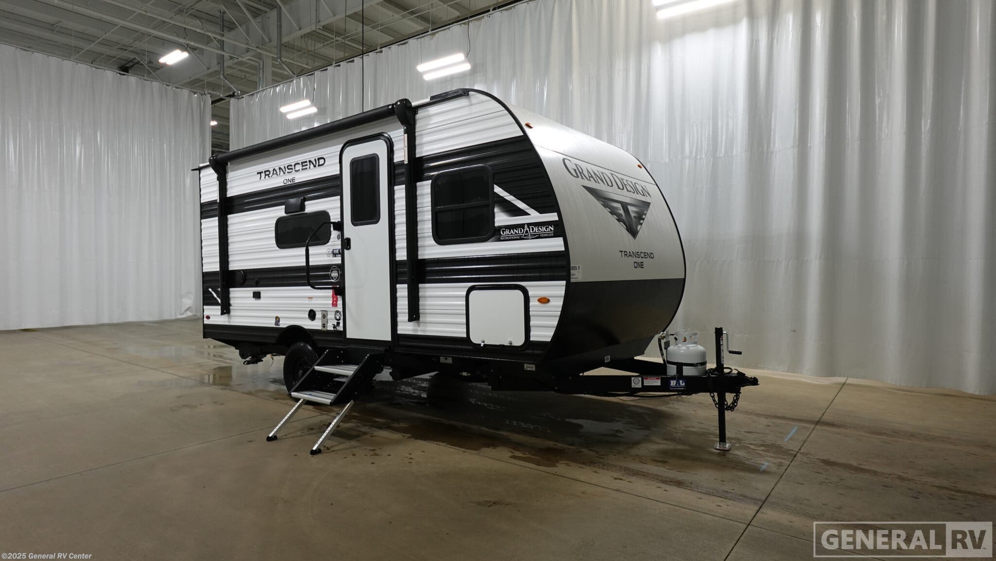 Email now about this 2026 Grand Design Transcend One 151BH! New 2026 Grand Design Transcend One 151BH available in Brownstown Township, Michigan
