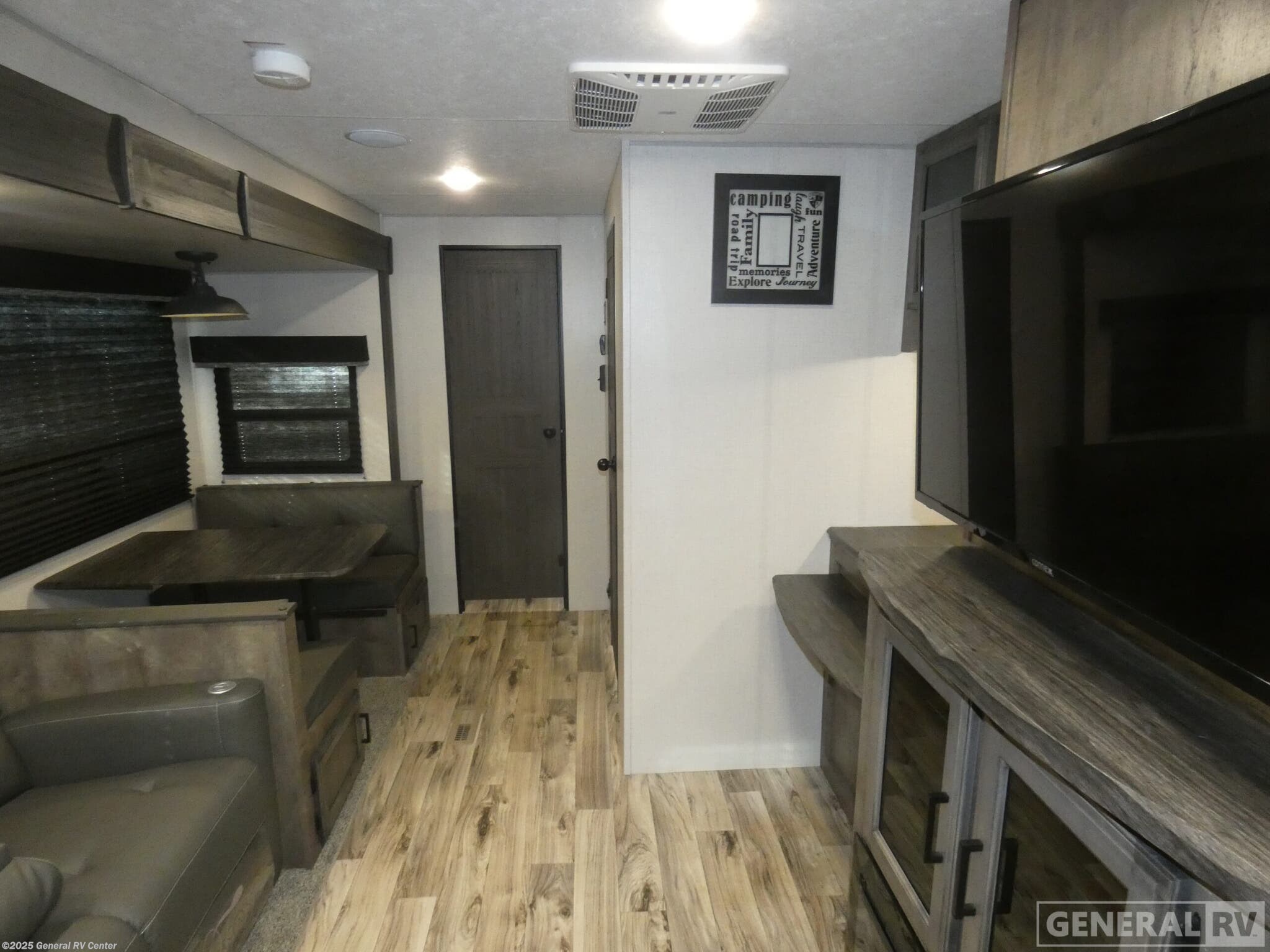 Used 2022 Venture RV SportTrek ST251VRK available in Brownstown Township, Michigan